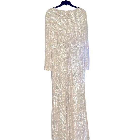 Ieena by Mac Duggal Sequin Gown - Picture 5 of 9